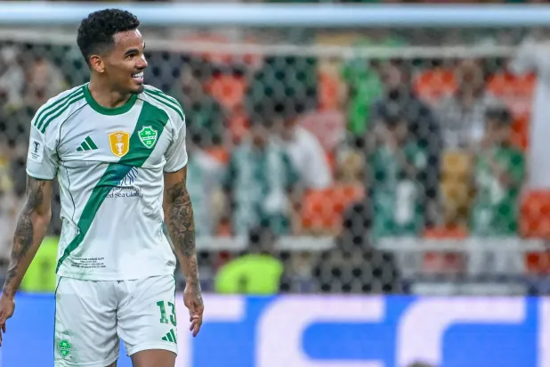 جالينو لعب دوراً حاسماً في بلوغ الأهلي للنهائي الآسيوي (تصوير: علي خمج)