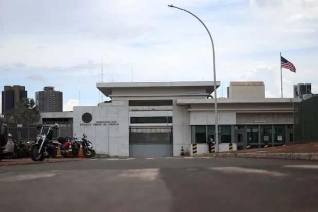 منظر عام لمقر السفارة الأميركية في برازيليا بالبرازيل (رويترز)