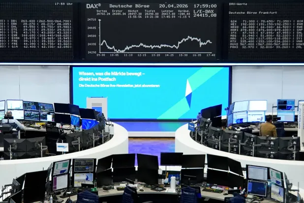 رسم بياني لمؤشر الأسهم الألماني «داكس» في بورصة فرانكفورت (رويترز)