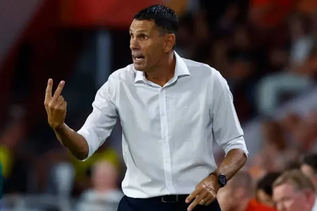 غوستافو بويت (رويترز)