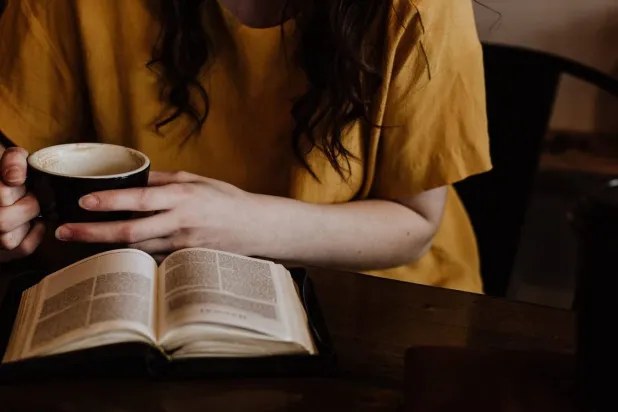 القهوة مرتبطة بتحسين التركيز والانتباه (جامعة بيثيل الأميركية)