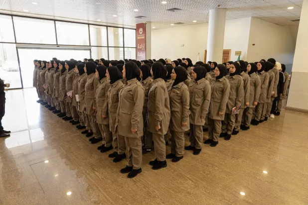 برامج مكثفة في التأهيل العسكري والبدني بدورة أفراد الشرطة الأولى في معهد الشرطة النسائية (الداخلية السورية)