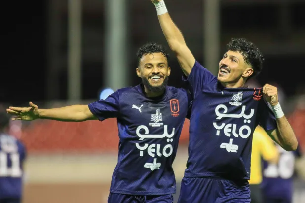 أبها هزم الطائي وصعد لدوري روشن (نادي أبها)