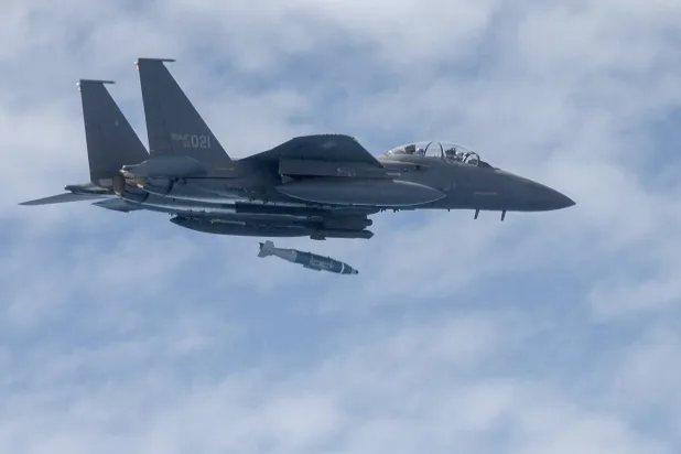 مقاتلة كورية جنوبية من طراز «إف-15 كيه» (أ.ب)