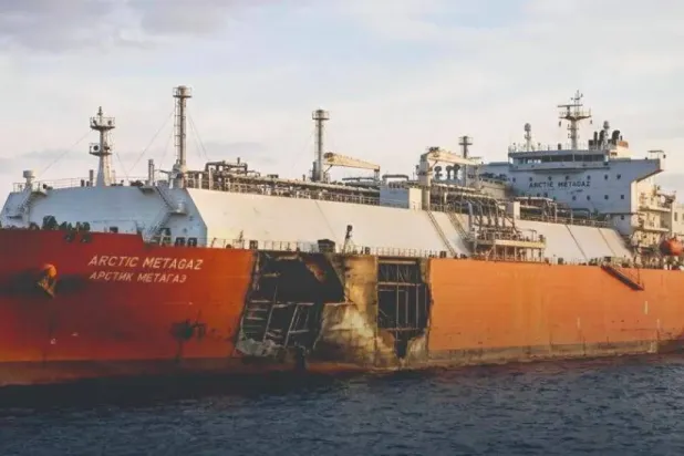 Rus doğalgaz tankeri (Libya'nın Zuwara belediyesi)