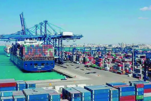 ميناء الملك عبد العزيز في السعودية (الهيئة العامة للموانئ)