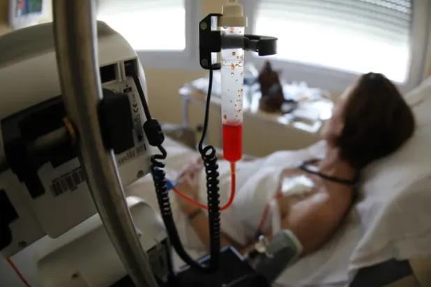 سرطان الثدي يُعدّ أكثر أنواع السرطان شيوعاً بين النساء (رويترز)