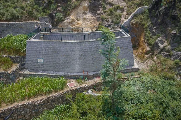 خزان مياه بناه مشروع أممي لمساعدة المزارعين في تعز على استدامة الإنتاج (الأمم المتحدة)