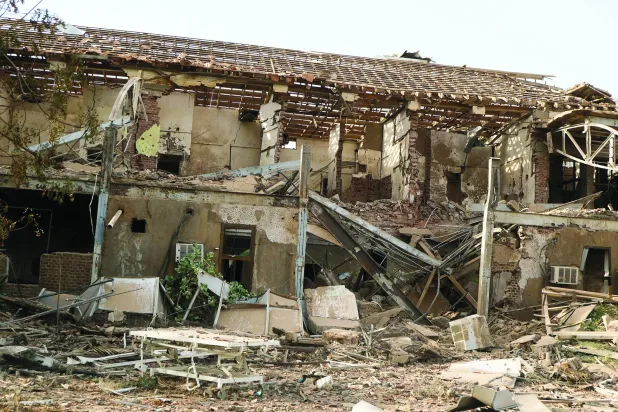 جانب من الدمار الذي أصاب العاصمة السودانية الخرطوم جراء الحرب (أرشيفية - رويترز)