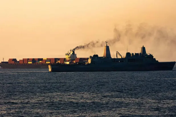 Washington’un dikkati kırılgan ateşkeste: Denizde ABD–İran gerilimi tırmanıyor