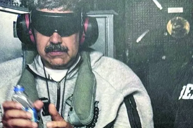 ABD Başkanı Donald Trump'ın, Venezuela Devlet Başkanı Nicolas Maduro'nun tutuklanmasının ardından paylaştığı fotoğraf (Truth Social)