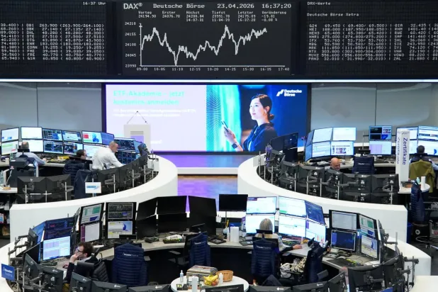 مخطط مؤشر الأسهم الألماني «داكس» في بورصة فرانكفورت (رويترز)