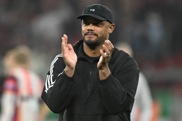 فينسن كومباني مدرب فريق بايرن ميونيخ (أ.ف.ب)