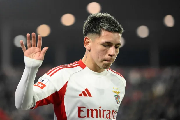 الجناح الدولي الأرجنتيني لنادي بنفيكا البرتغالي جانلوكا بريستياني (أ.ف.ب)