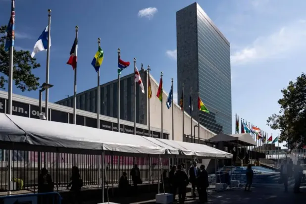 New York’taki Birleşmiş Milletler (BM) Genel Merkezi... Bayraklar, ülkeler ve bitmek bilmeyen anlaşmazlıklar (Reuters)