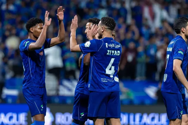 فرحة فتحاوية بعد الفوز الأخير على الخليج (تصوير: عيسى الدبيسي)