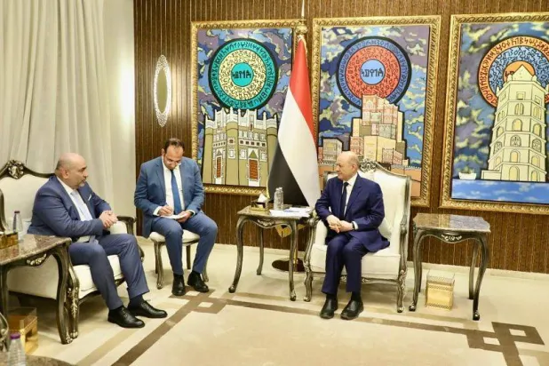 رئيس مجلس القيادة اليمني رشاد العليمي استقبل في الرياض نائب رئيس البرلمان الألماني (سبأ)