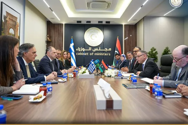 الباعور مستقبلاً في طرابلس وزير خارجية اليونان جيورجوس غيرابتريتيس 27 أبريل (خارجية «الوحدة»)