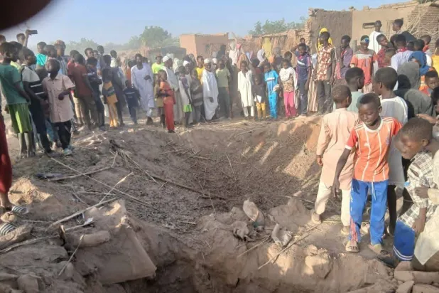 مسيرة تستهدف مخيم الحميدية للنازحين في وسط دارفور (منسقية النازحين واللاجئين)