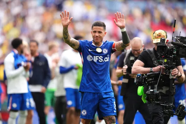 إنزو فرنانديز (د.ب.أ)