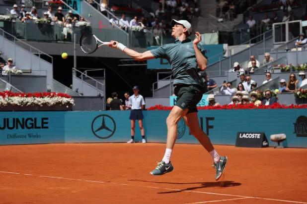 يانيك سينر (رويترز)