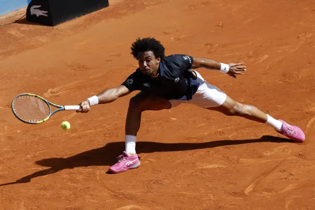 الفرنسي آرثر فيس يتألق في مدريد (إ.ب.أ)