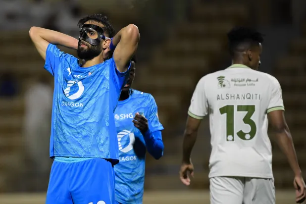 لم ينجح نيوم في استغلال إقامة المباراة على أرضه والخروج بنتيجة إيجابية (تصوير: علي خمج)