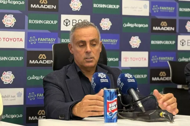 البرتغالي جوزيه غوميز مدرب نادي الفتح (الشرق الأوسط) 