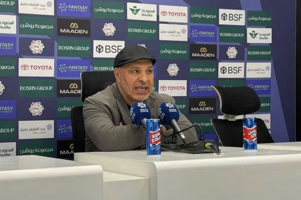 نور الدين بن زكري مدرب فريق الشباب (الشرق الأوسط)