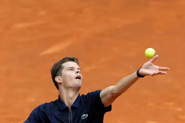 البلجيكي الشاب ألكسندر بلوكس يتألق في مدريد (أ.ف.ب)