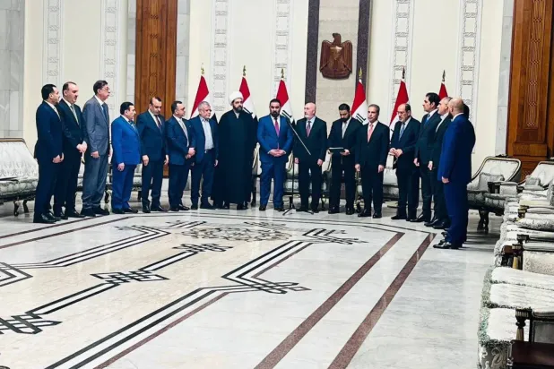 Ali ez-Zeydi'nin yeni Irak hükümetini kurmakla görevlendirildiği an (Cumhuriyet Başkanlığını)