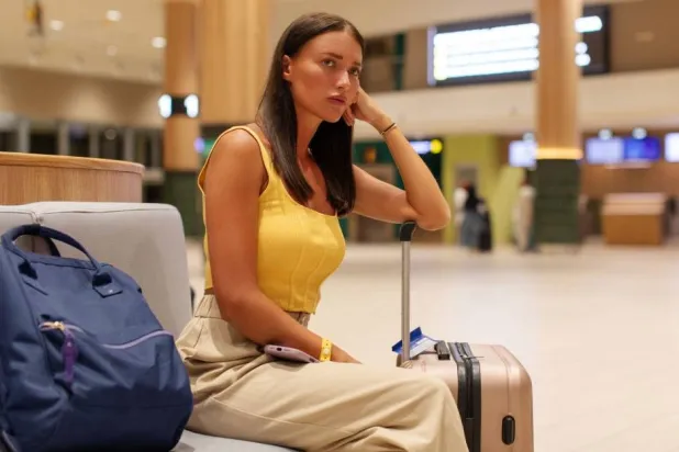 الرحلة الخفية للحقائب الضائعة في مطارات بريطانيا