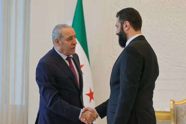 الشرع يستقبل وفداً فلسطينياً برئاسة نائب الرئيس الفلسطيني