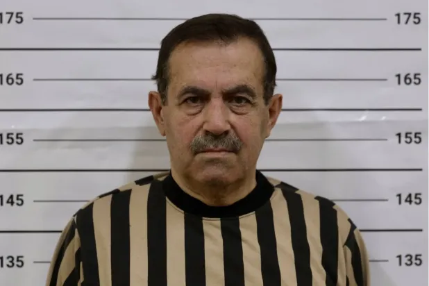 Suriye İçişleri Bakanı Enes Hattab’ın X platformunda paylaştığı fotoğrafta, Guta’daki kimyasal katliamın başlıca sorumlularından Adnan Halva görülüyor.