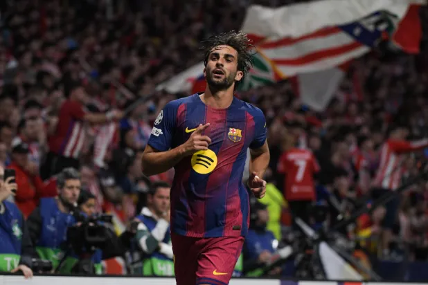 برشلونة ينتظر خدمة من جاره إسبانيول لحسم اللقب (د.ب.أ)