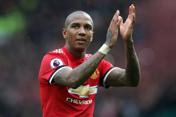 آشلي يونغ (د.ب.أ)