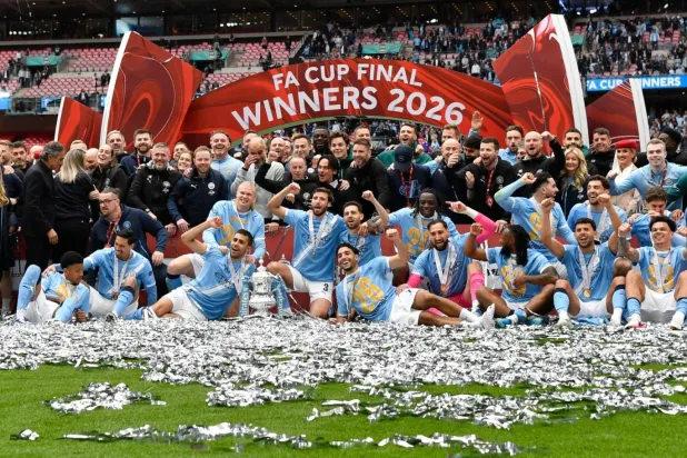 Guardiola, gelecek sezon kupalar için mücadele edebilecek bir başka Manchester City takımı kurmuş gibi görünüyor, bunu görmek için kalacak mı? (Reuters)