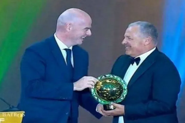 المهندس هاني أبو ريدة يدعم إعادة ترشيح جياني إنفانتينو (الاتحاد المصري)