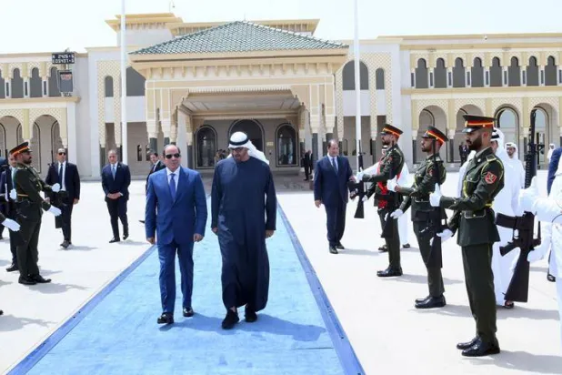 لقاء سابق بين الرئيس عبد الفتاح السيسي والشيخ محمد بن زايد (الرئاسة المصرية)