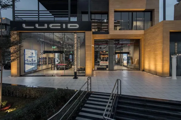 El-Huber şehrindeki Lucid galerisi (Şirketin resmi internet sitesi)