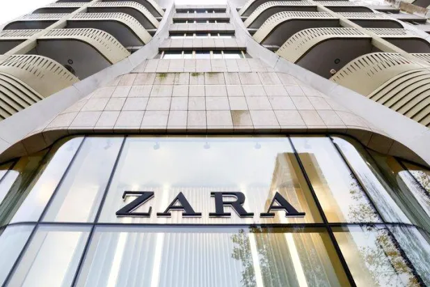 The Zara clothing store logo is seen at the entrance of a store in Brussels, Belgium November 28, 2022. REUTERS/Yves Herman/File Photo