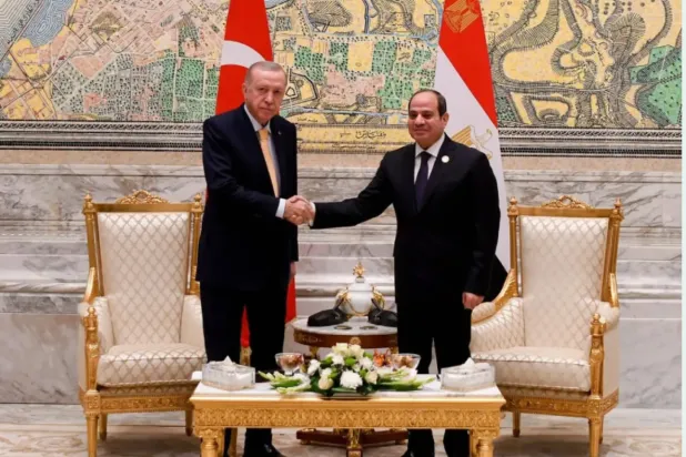 Sisi, Aralık 2024'te yeni idari başkentte düzenlenecek G8 Ekonomik İşbirliği Zirvesi'nin çerçevesinde Erdoğan ile bir araya gelecek (Mısır Cumhurbaşkanlığı)