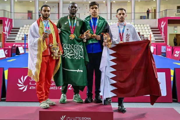 طارق حامدي متوجاً بالذهبية (الأولمبية السعودية)