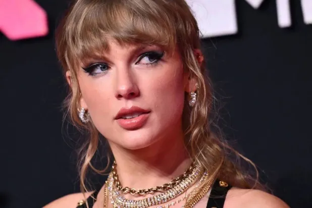 US singer Taylor Swift arrives for the MTV Video Music Awards at the Prudential Center in Newark, New Jersey, on September 12, 2023. (AFP)
