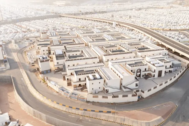 دأبت السعودية على تطوير الخدمات المقدمة لضيوف الرحمن المقبلين من شتى بقاع العالم عبر مشاريع تتجدد وتتطور سنوياً (الشرق الأوسط)