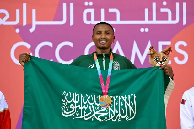 زياد مجرشي خلال مراسم التتويج (الشرق الأوسط)