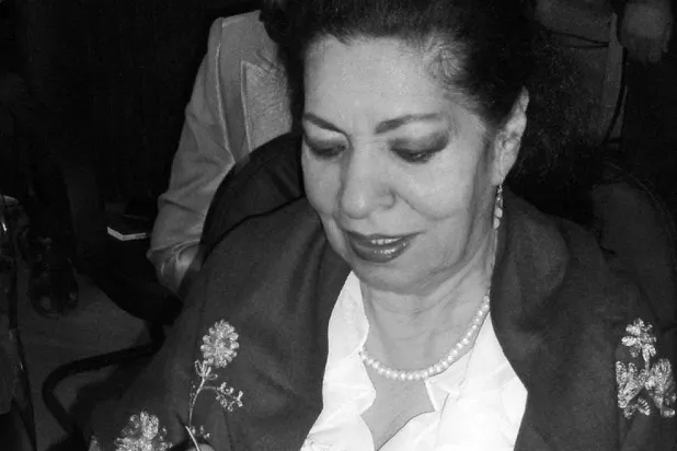 لميعة عمارة... شاعرة البوح الجريء والجذل الاحتفالي بالحياة