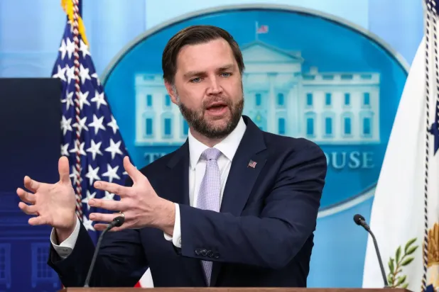 ABD Başkan Yardımcısı J.D. Vance, dün Beyaz Saray'da düzenlediği basın toplantısında (Reuters)