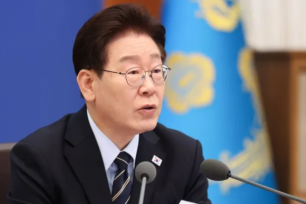 South Korean President Lee Jae Myung speaks during a Cabinet meeting at the presidential office Cheong Wa Dae in Seoul, South Korea, 20 May 2026. (EPA/Yonhap)