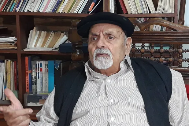 سمير عبد الباقي (صفحته على فيسبوك)